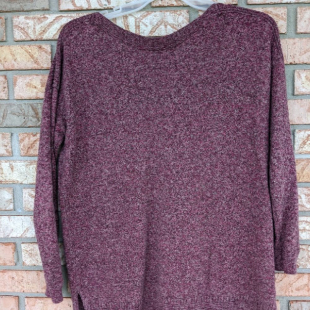 Old Navy-Woman Pullover Sweater-Marbled Raspberry-Long Sleeve-Size Large